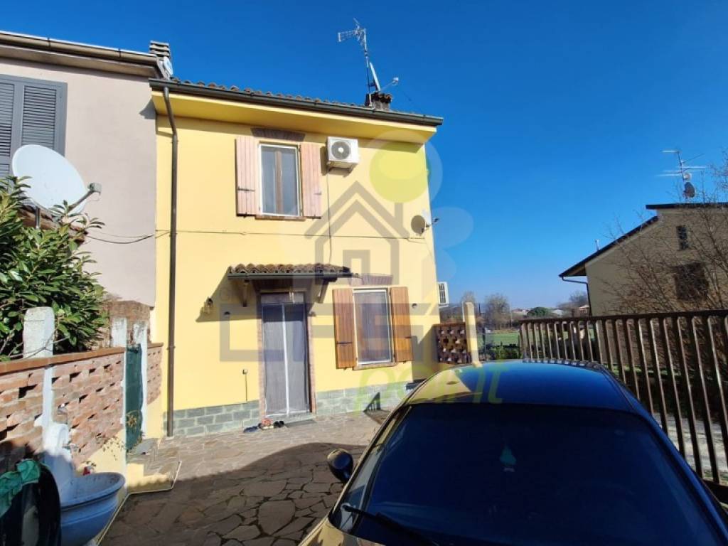 appartamento in vendita a Robecco d'Oglio
