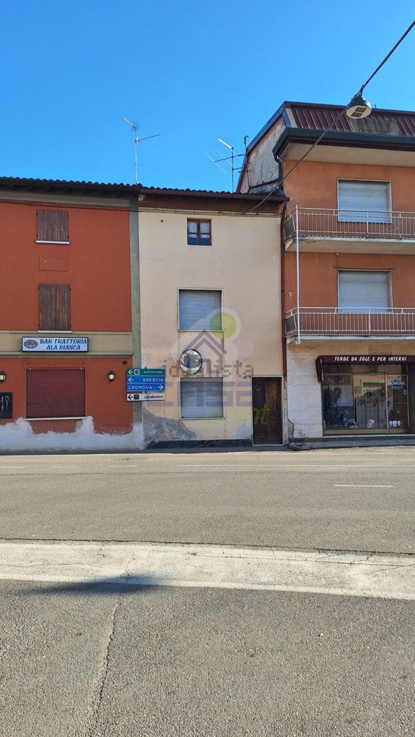 appartamento in vendita a Robecco d'Oglio