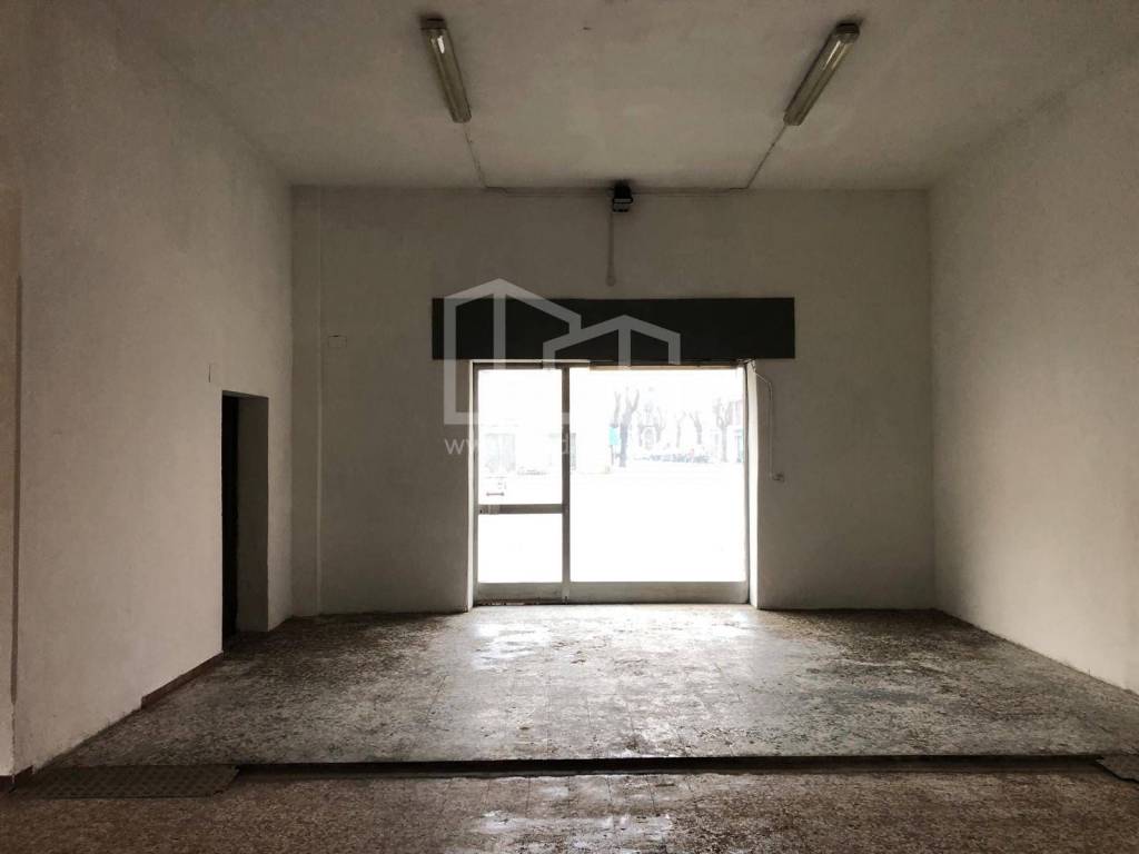 ufficio in vendita a Robecco d'Oglio