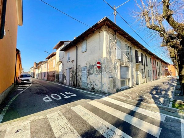 casa indipendente in vendita a Robecco d'Oglio
