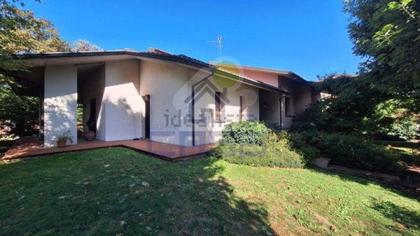 casa indipendente in vendita a Robecco d'Oglio