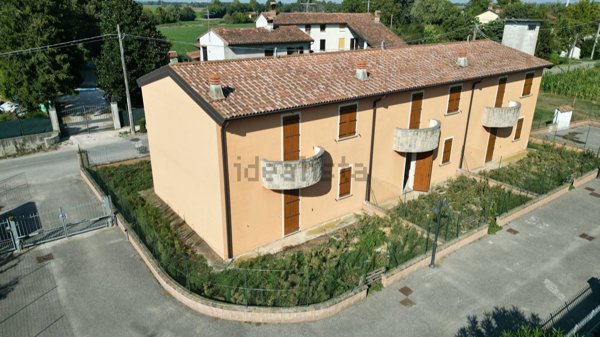 casa indipendente in vendita a Robecco d'Oglio