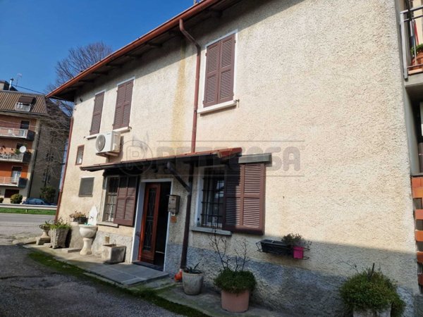 casa indipendente in vendita a Robecco d'Oglio