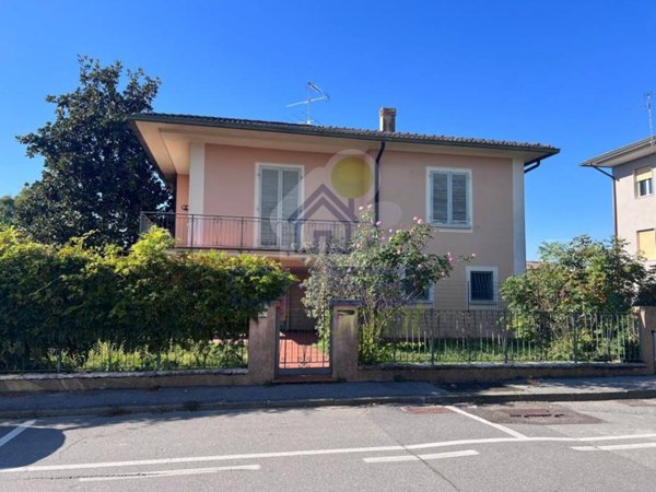 casa indipendente in vendita a Robecco d'Oglio