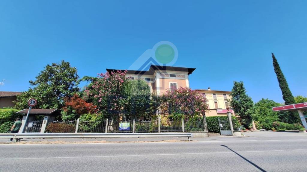 casa indipendente in vendita a Robecco d'Oglio