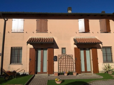 casa semindipendente in vendita a Romanengo