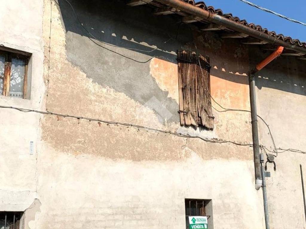 casa indipendente in vendita a Romanengo