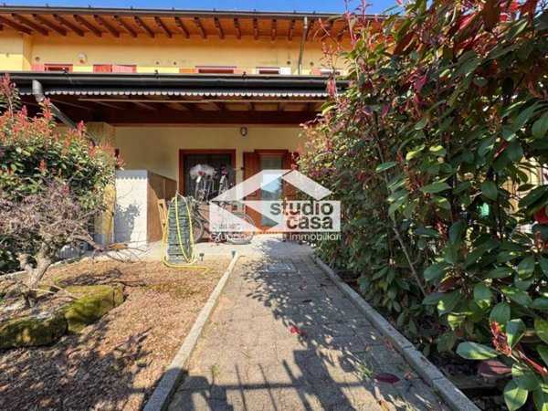 casa indipendente in vendita a Romanengo
