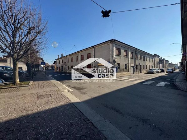 casa indipendente in vendita a Romanengo