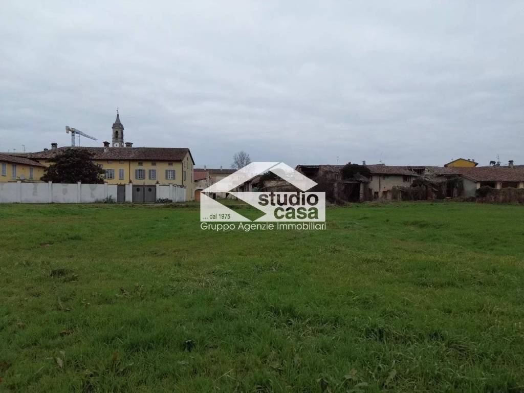 terreno agricolo in vendita a Romanengo