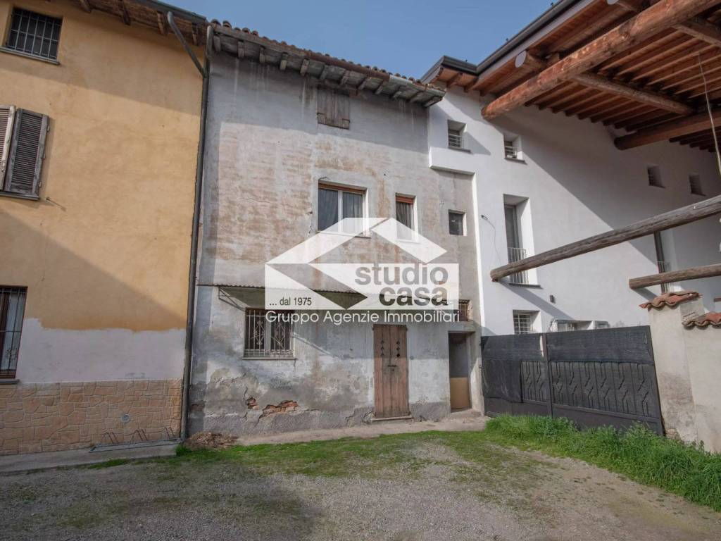 casa indipendente in vendita a Romanengo