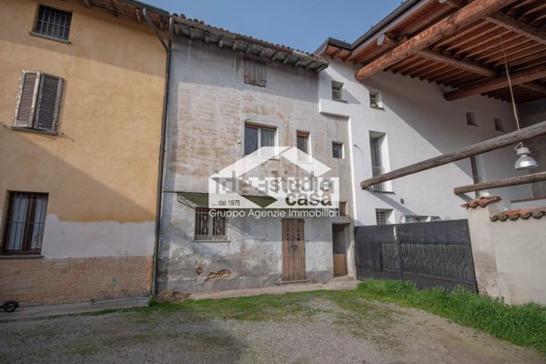 casa indipendente in vendita a Romanengo