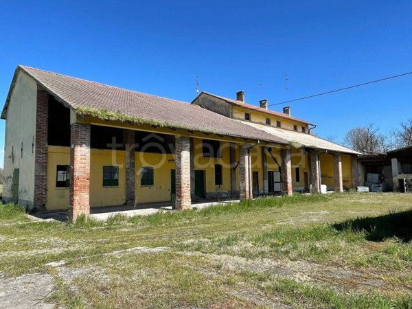 casa indipendente in vendita a Romanengo