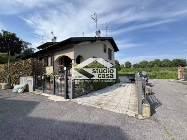 casa indipendente in vendita a Romanengo
