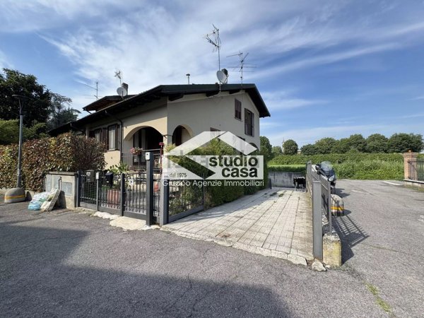 casa indipendente in vendita a Romanengo
