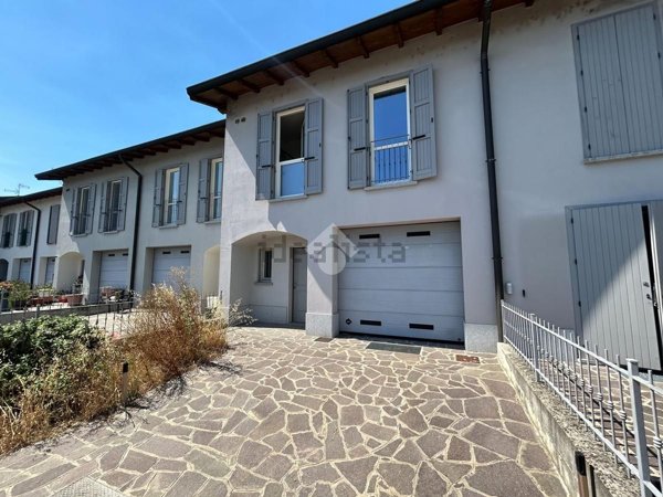 casa indipendente in vendita a Romanengo