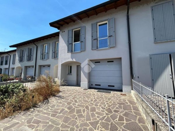 casa indipendente in vendita a Romanengo