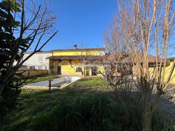 casa indipendente in vendita a Salvirola