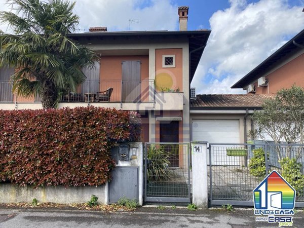 casa indipendente in vendita a Salvirola