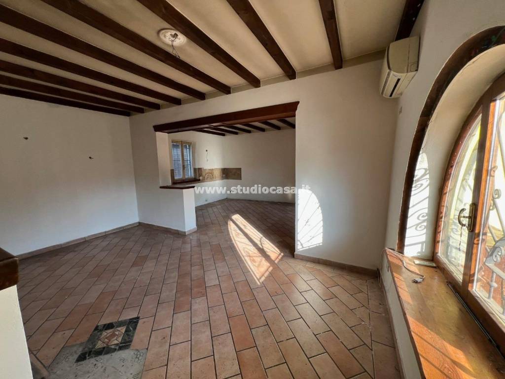 casa indipendente in vendita a Salvirola