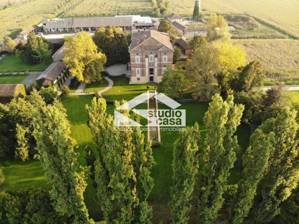 casa indipendente in vendita a Salvirola