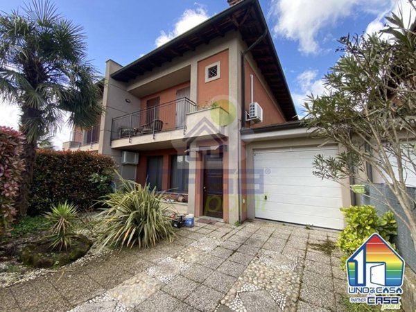 casa indipendente in vendita a Salvirola