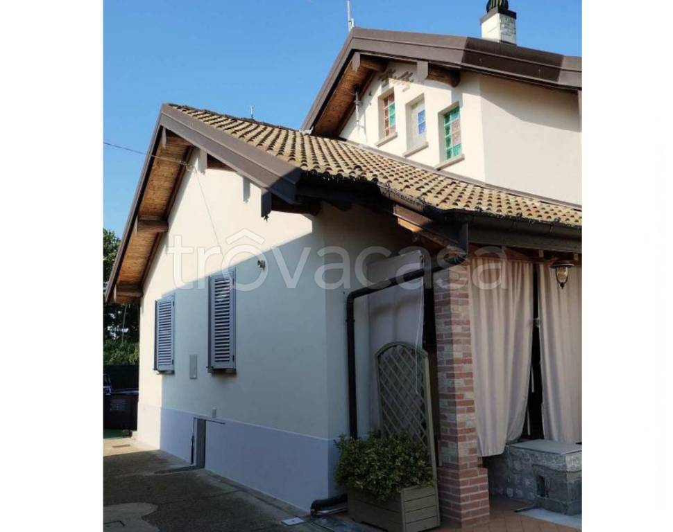 casa indipendente in vendita a Salvirola