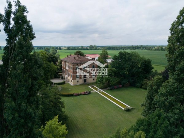 casa indipendente in vendita a Salvirola in zona Albera