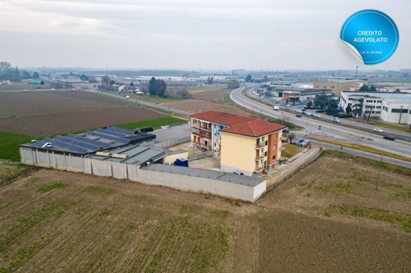 locale commerciale in vendita a Piobesi Torinese