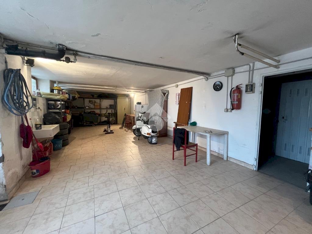 locale di sgombero in vendita a Piobesi Torinese