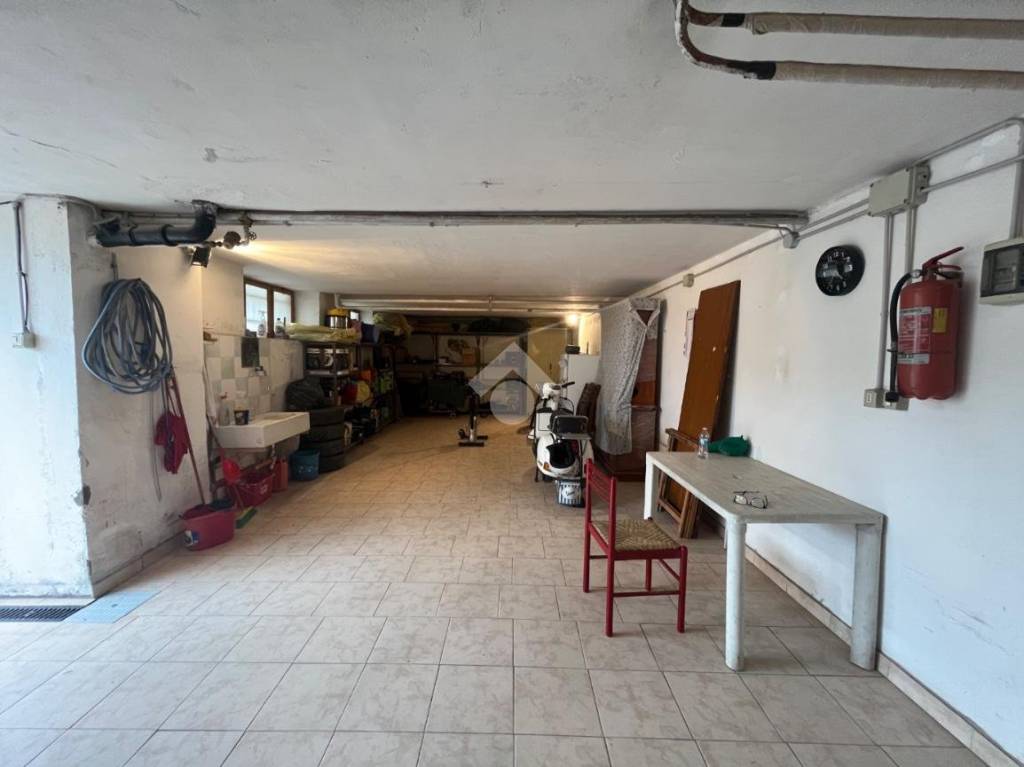 locale di sgombero in vendita a Piobesi Torinese