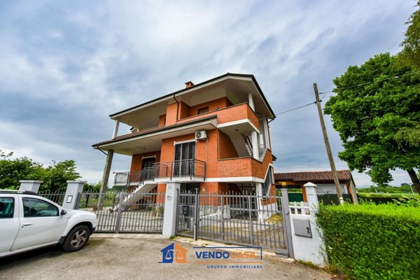 casa indipendente in vendita a Piobesi Torinese