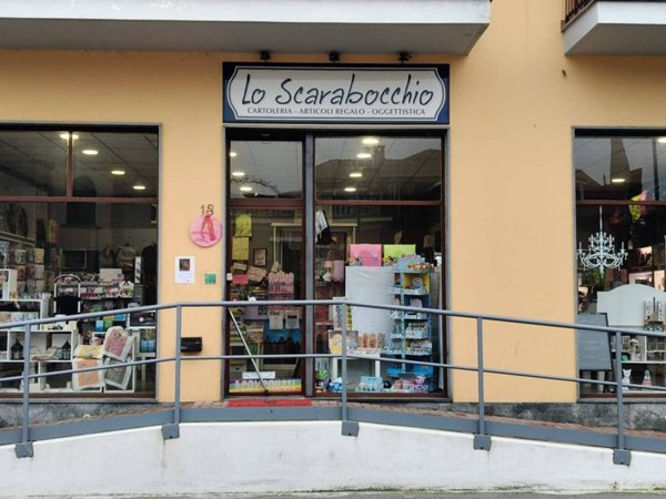 negozio in vendita a Piobesi Torinese
