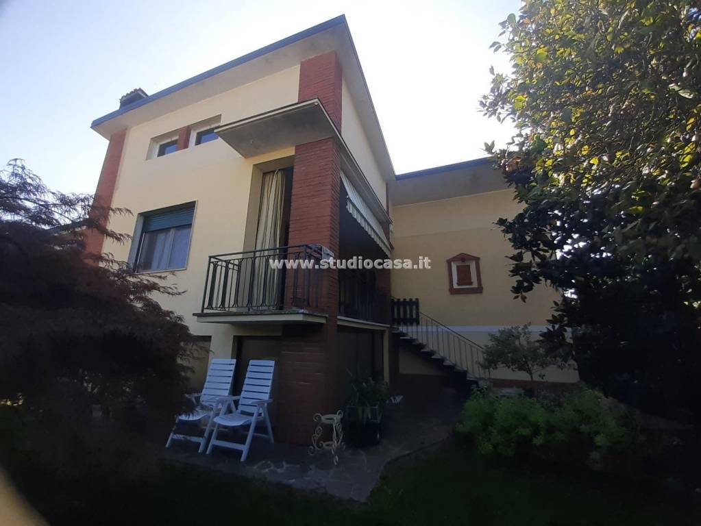 casa indipendente in vendita a San Bassano