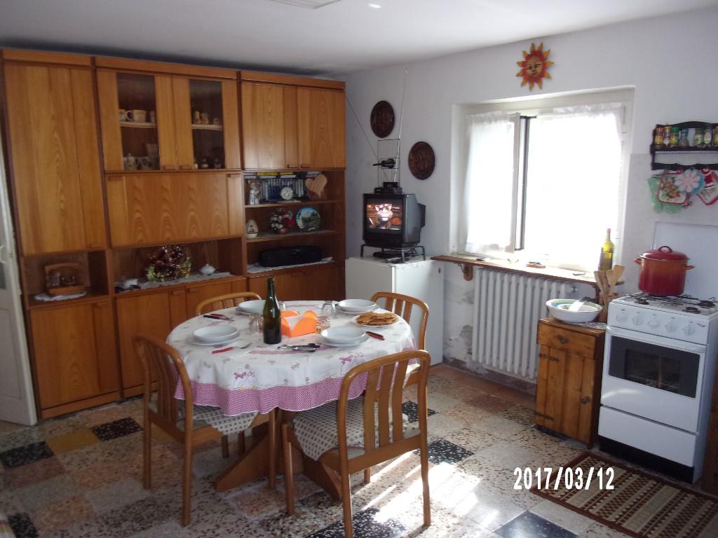 casa indipendente in vendita a San Bassano