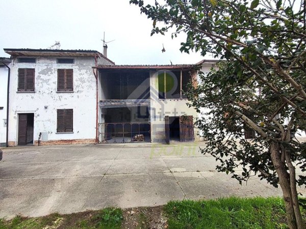 casa indipendente in vendita a San Daniele Po