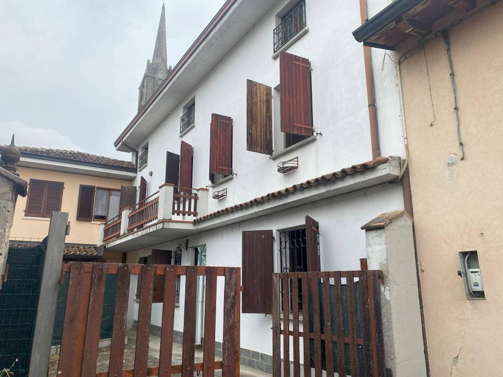 casa indipendente in vendita a San Daniele Po