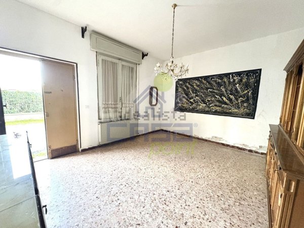 casa indipendente in vendita a San Daniele Po in zona Isola Pescaroli