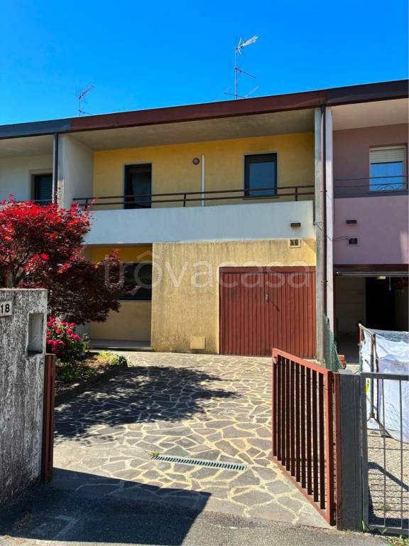 casa indipendente in vendita a San Daniele Po