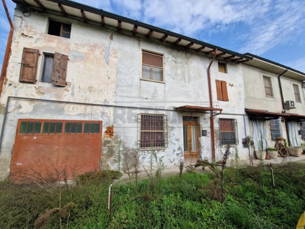 casa indipendente in vendita a San Daniele Po