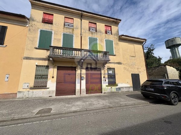 casa indipendente in vendita a San Daniele Po
