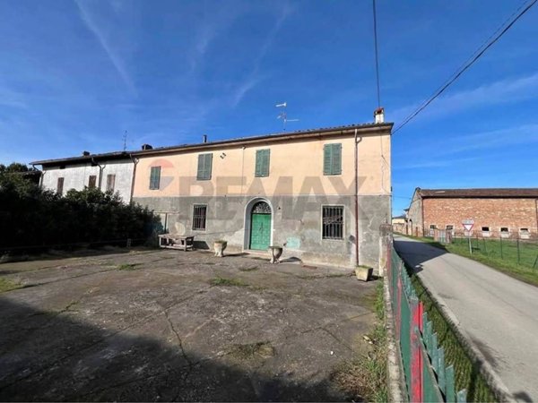 casa indipendente in vendita a San Martino del Lago