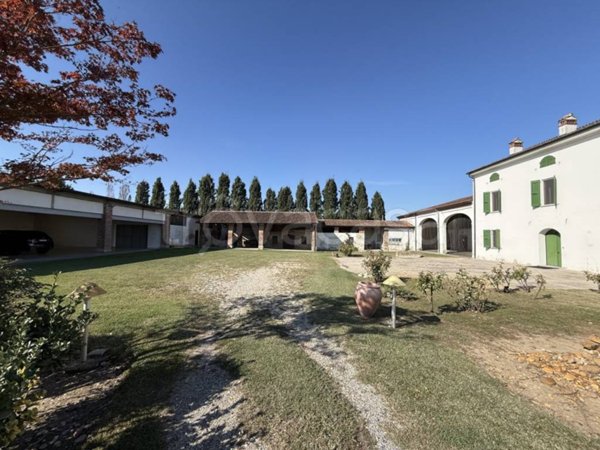 casa indipendente in vendita a San Martino del Lago