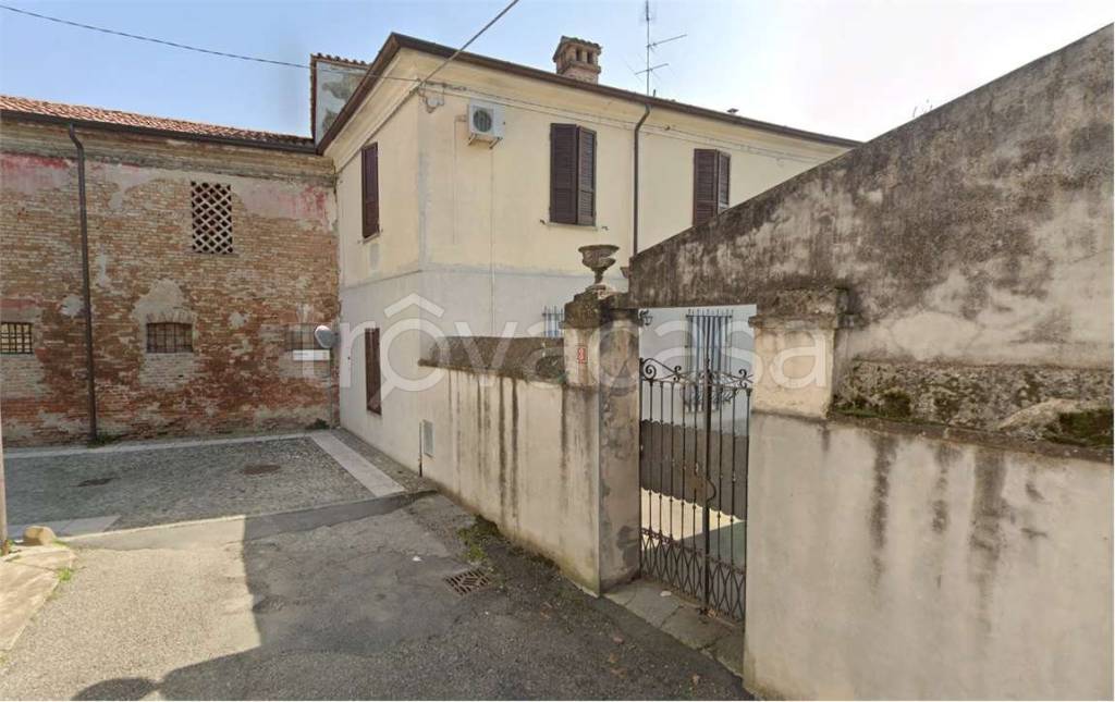 casa indipendente in vendita a Scandolara Ravara in zona Castelponzone