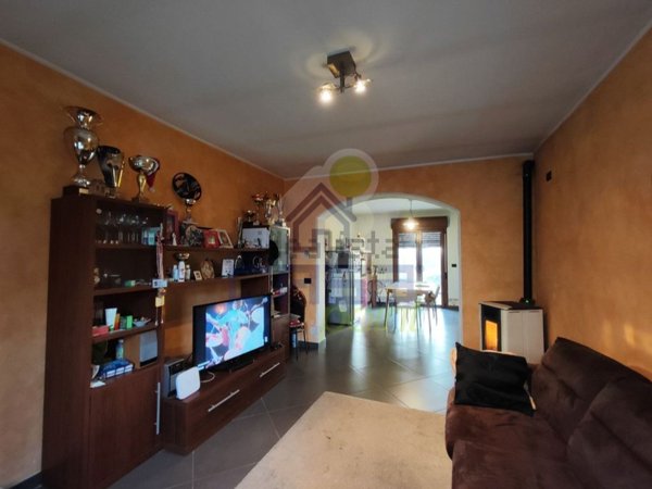 casa indipendente in vendita a Scandolara Ravara