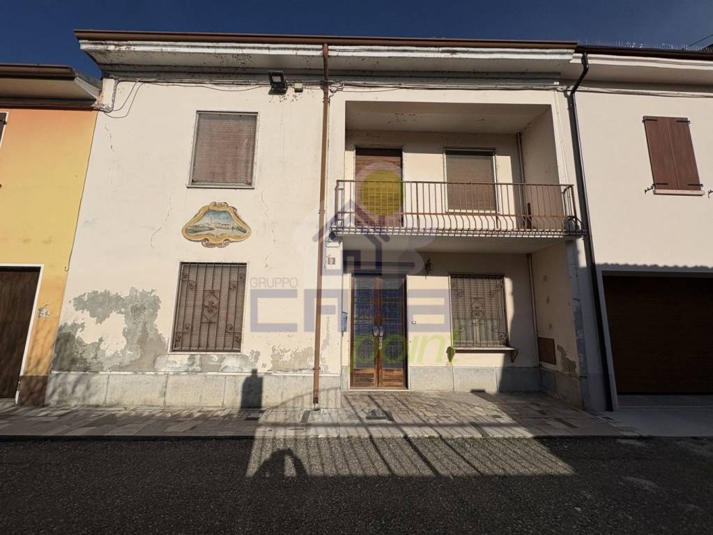 casa indipendente in vendita a Scandolara Ravara in zona Castelponzone