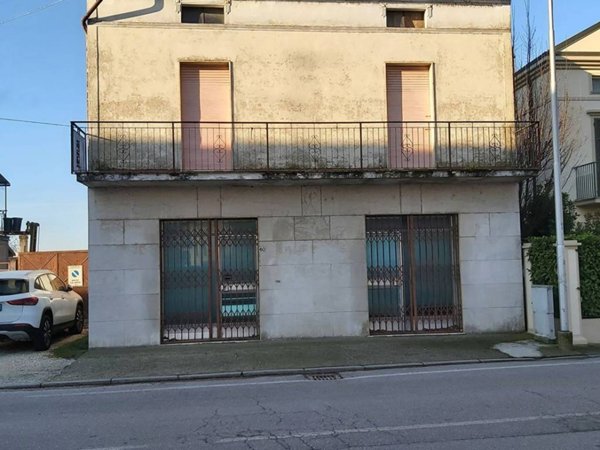 casa indipendente in vendita a Scandolara Ravara