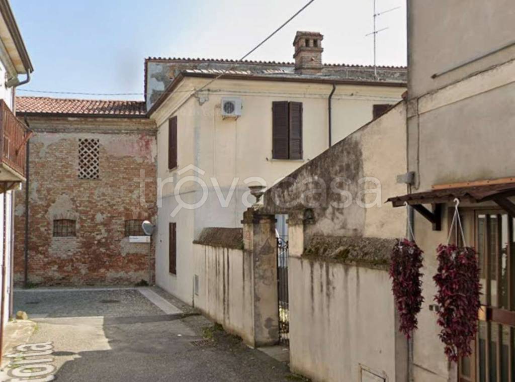 casa indipendente in vendita a Scandolara Ravara in zona Castelponzone
