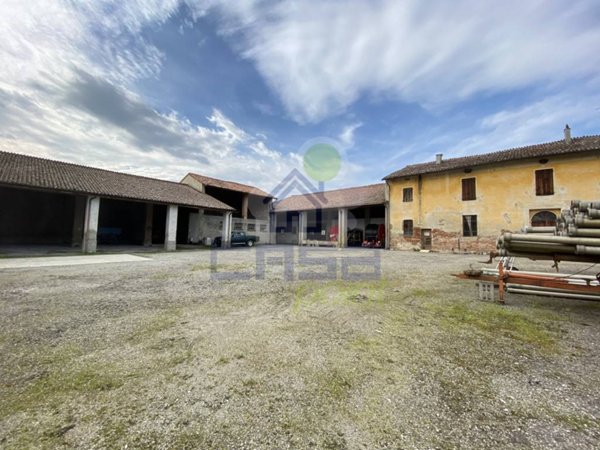 casa indipendente in vendita a Scandolara Ravara