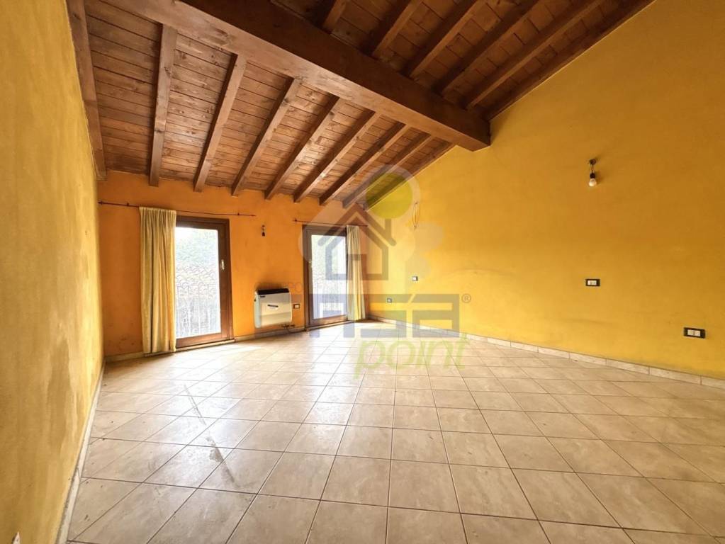 casa indipendente in vendita a Scandolara Ravara